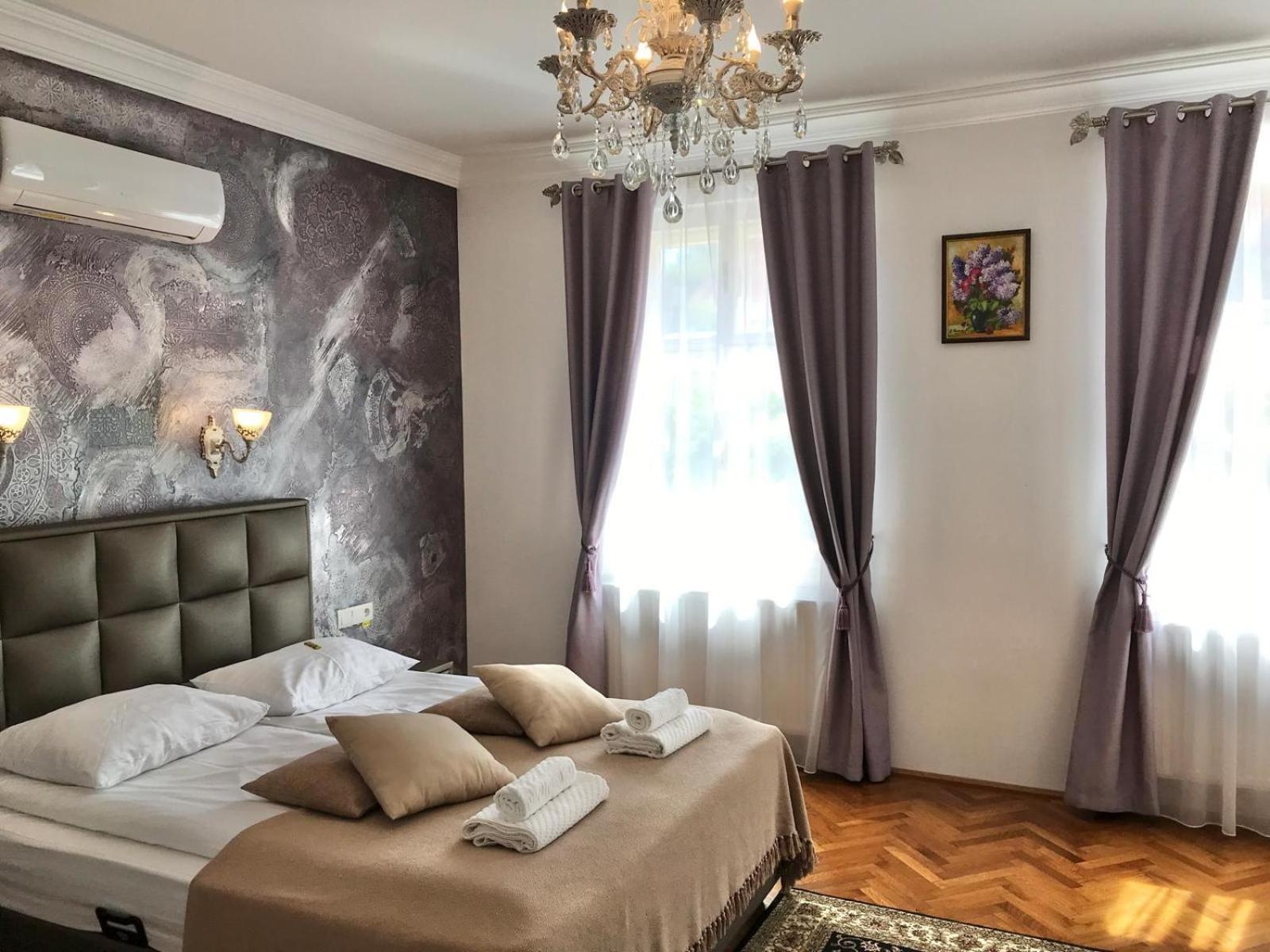 Residence Piata Armelor Sibiu Luaran gambar
